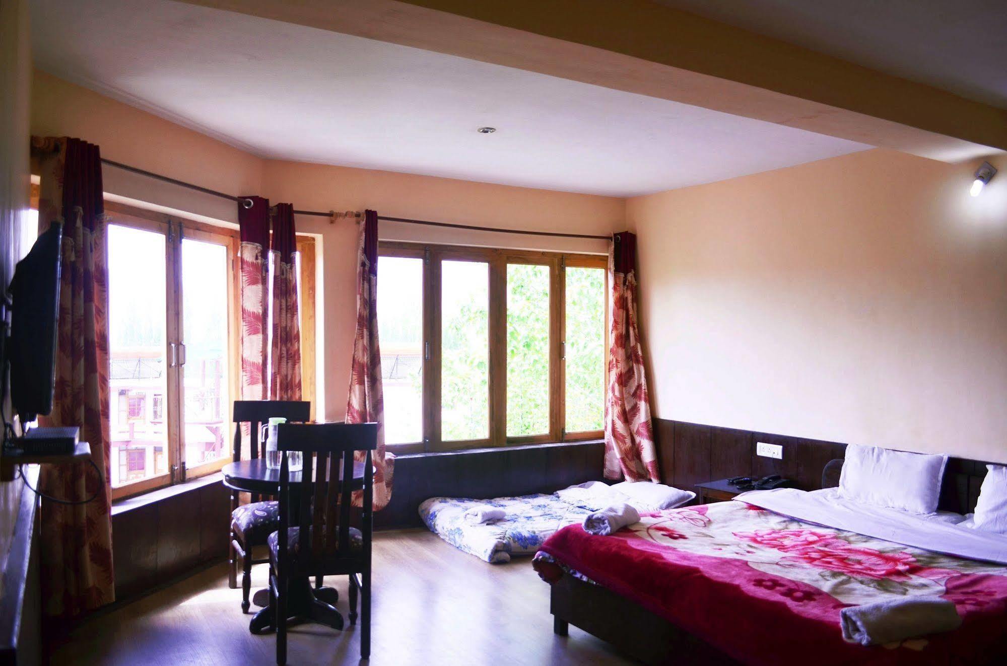 Beyond Stay - Kanika Himalayan View Leh Luaran gambar